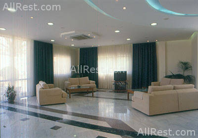 Yakinthos Hotel 7